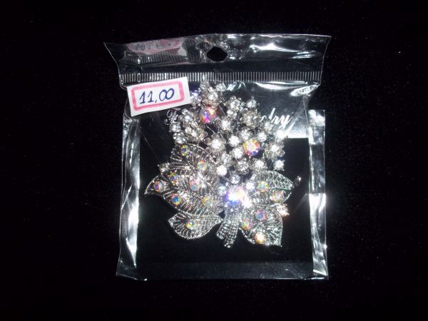 Broche em Strass